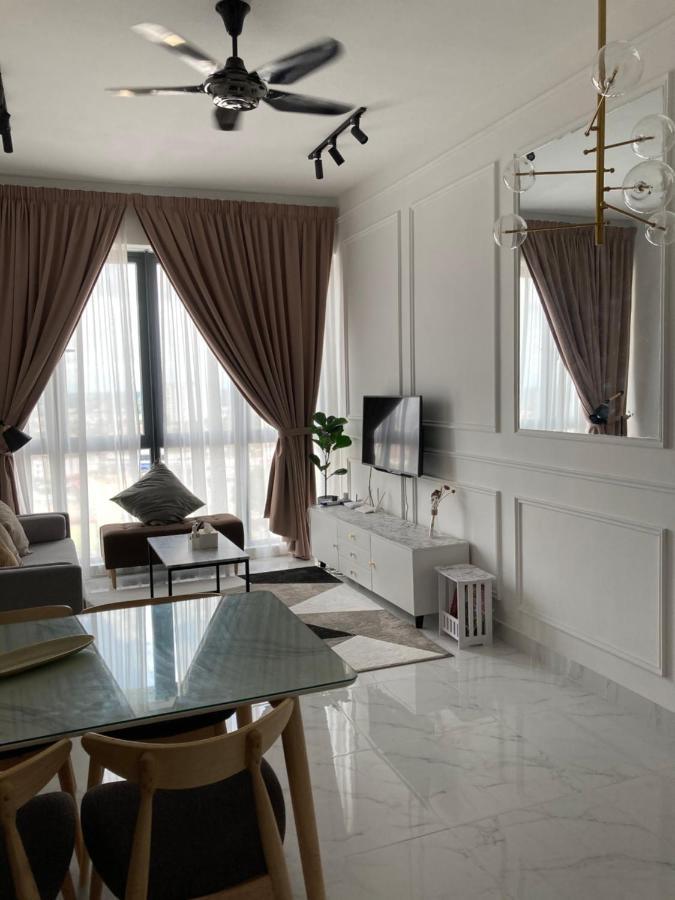Free Netflix! Zas Suite At Troika Residence, Kb Kota Bharu Eksteriør bilde